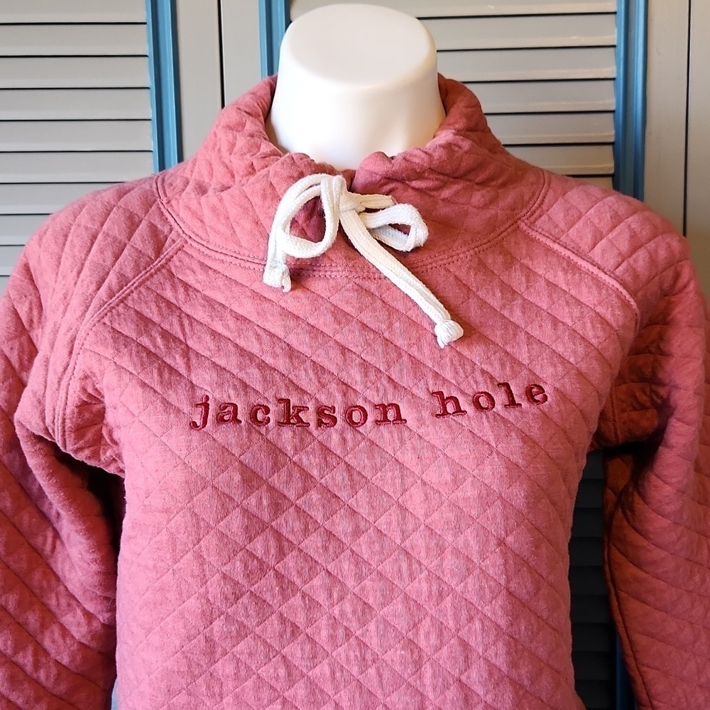 Pink Jackson Hole Quilted Sweater - Picture 3 of 12